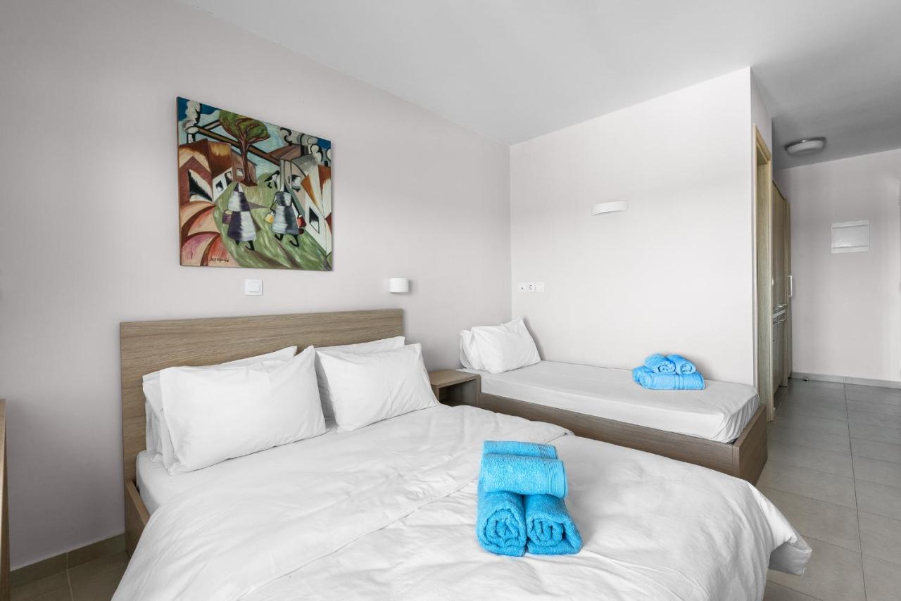 Blue Flag, Nilie Hospitality Mgmt Apartment Olympiakí Aktí Luaran gambar